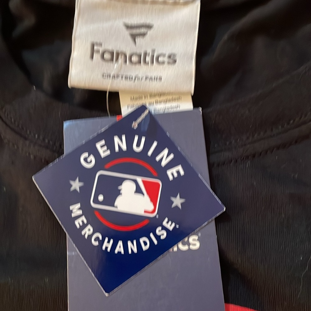 NWT Men’s Fanatics NY Yankees Size Large Tee - Picture 4 of 4